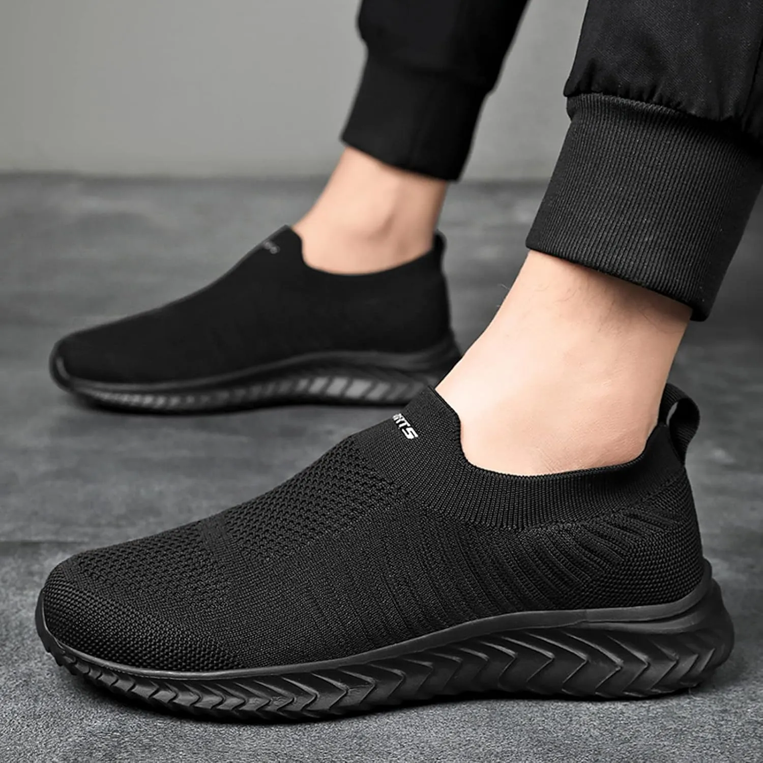 Arch Support Sports Shoes for Men Lightweight Breathable Slip On Running Shoe Outdoor Non Slip Jogging Sneakers