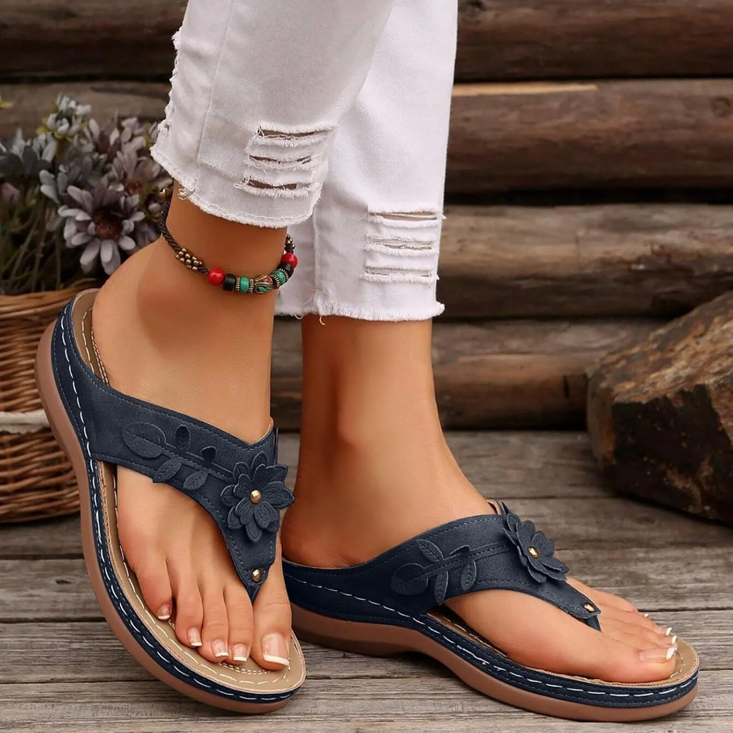 Eduavar Sandals for Women 2025 Slide Shoes Slip On Flip Flops Summer Open Toe Slippers Walking with Arch Support Beach Sandal