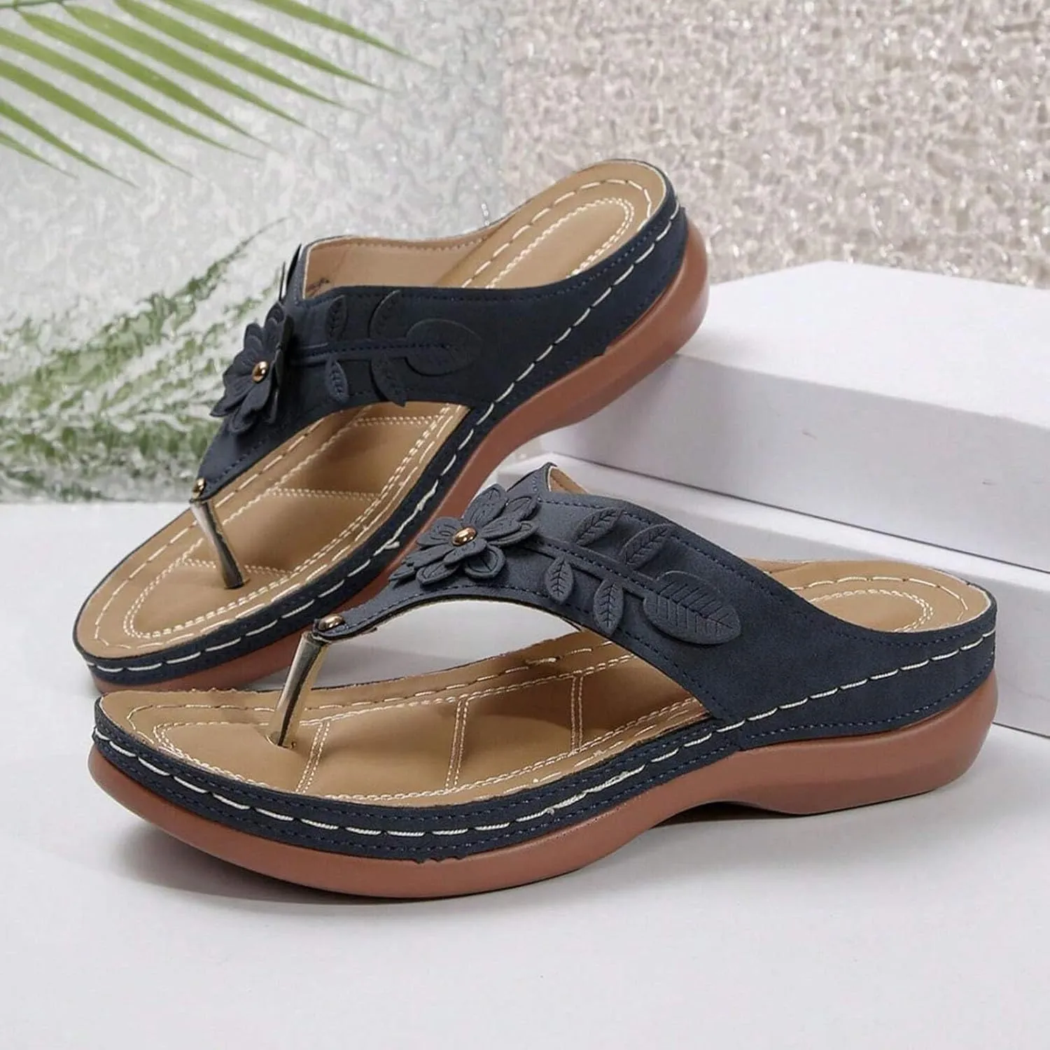 Eduavar Sandals for Women 2025 Slide Shoes Slip On Flip Flops Summer Open Toe Slippers Walking with Arch Support Beach Sandal
