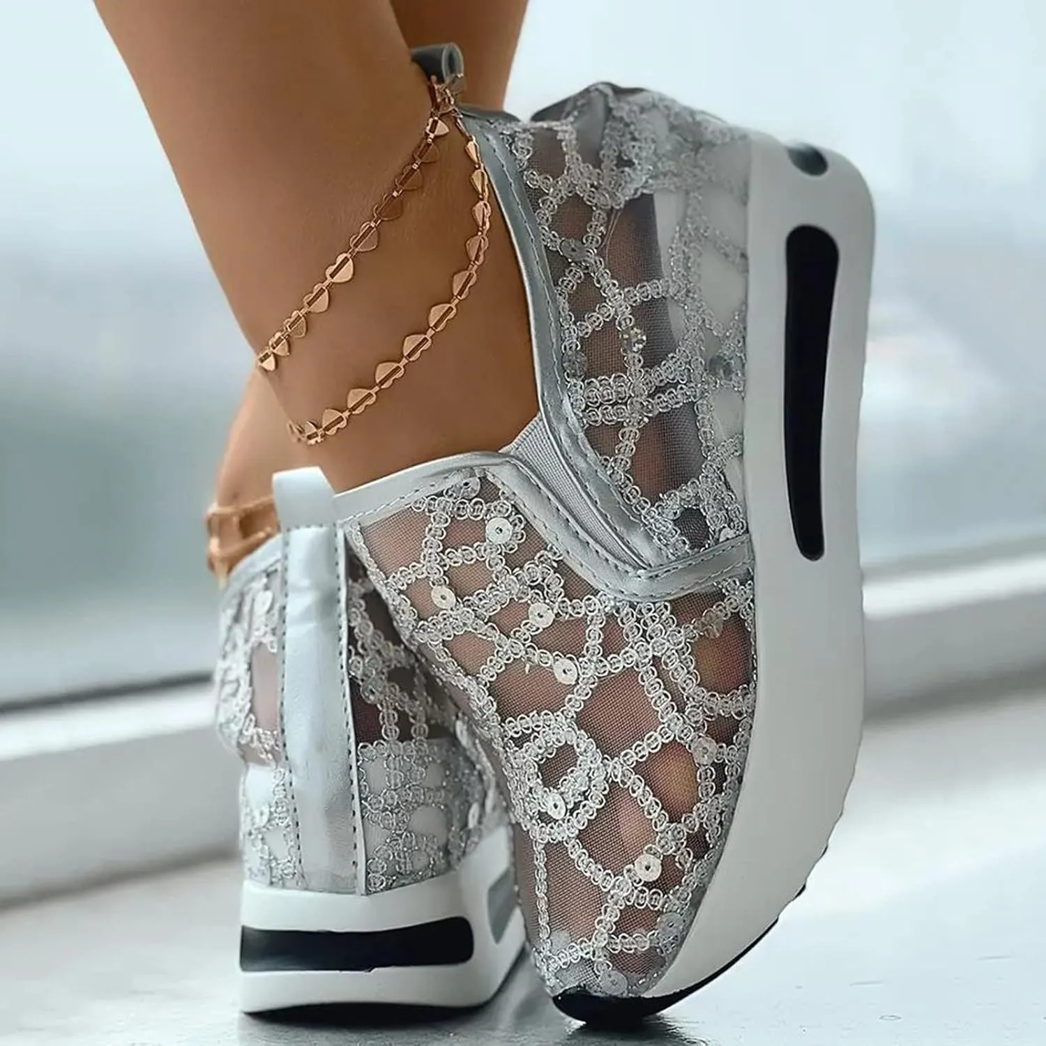 Embroidered Sneakers for Women See Through Mesh Breathable Shoes Comfortable Walking Sneakers Platform Chunky Loafers Casual Lightweight Shoes Beach Footwear 2025 Fashion
