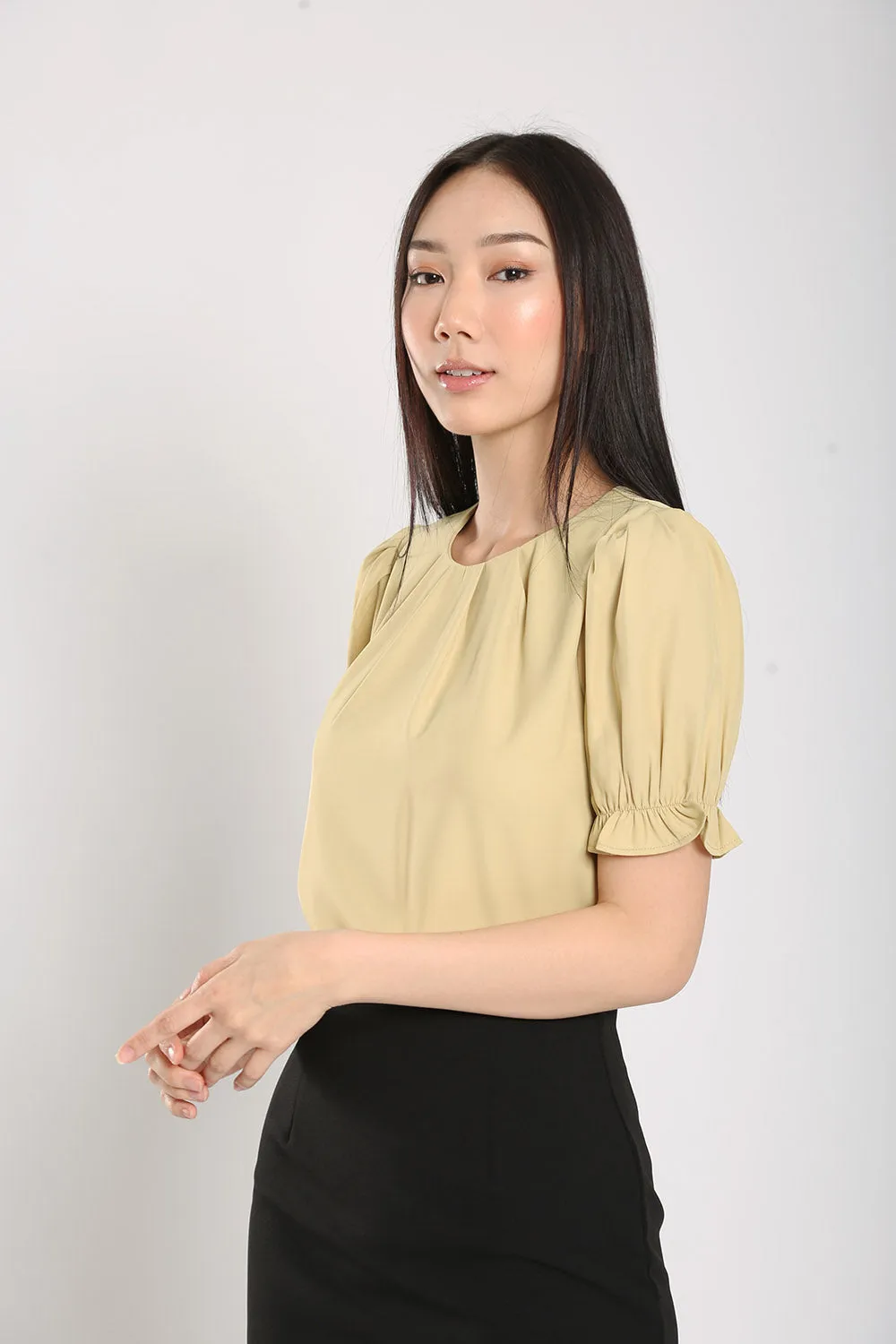 Geia Blouse in Pastel Yellow