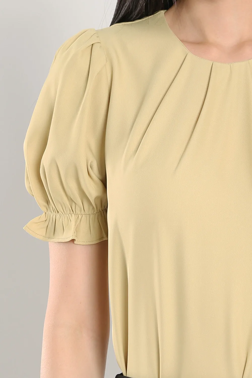 Geia Blouse in Pastel Yellow