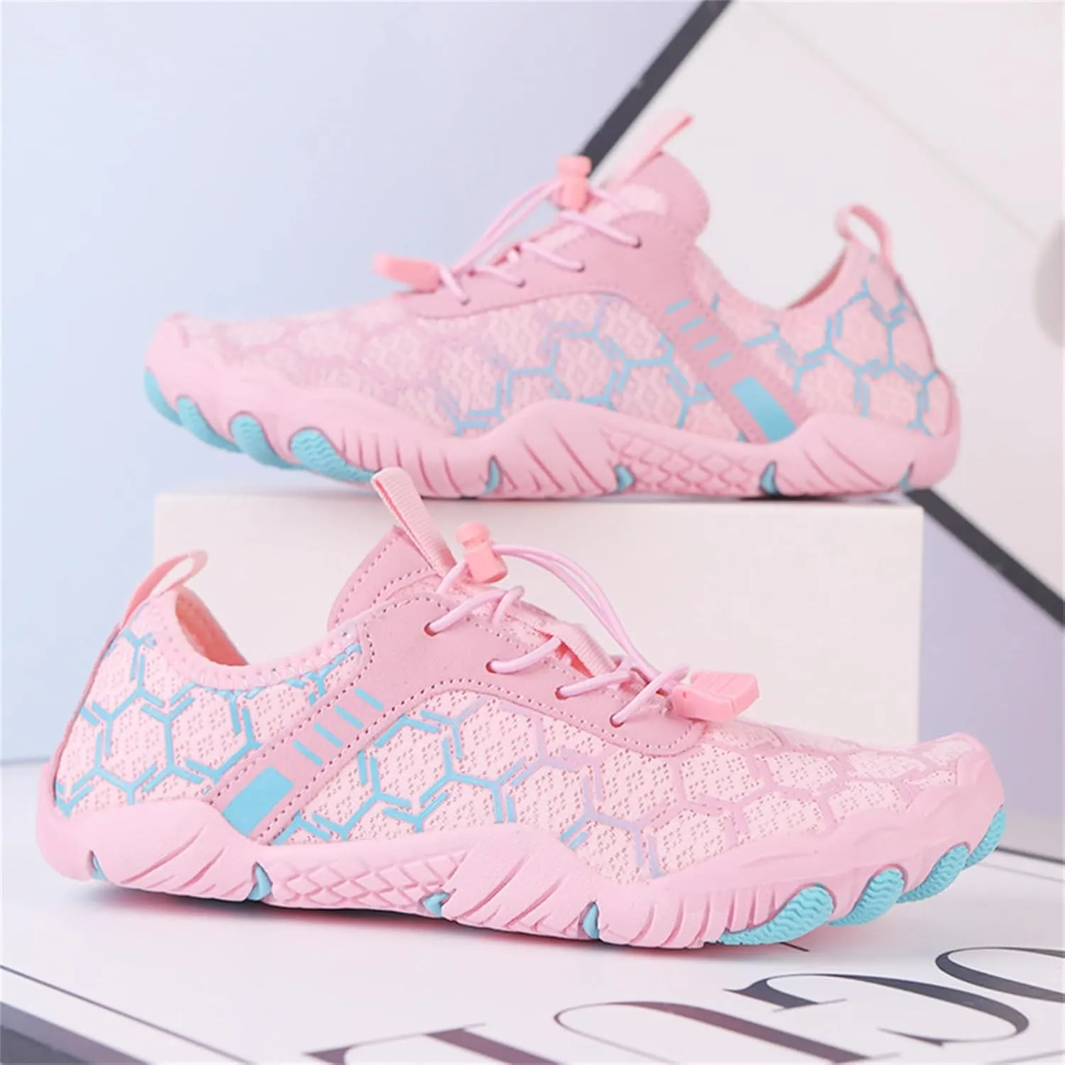 Grounded Footwear for Women Hike Barefoot Shoes Women Wide Toe Box Comfortable Water Shoes Lightweight Breathable Casual Hiking Sneakers Quick Dry Fashion Sneakers for Walking, Running, Gym Athletic