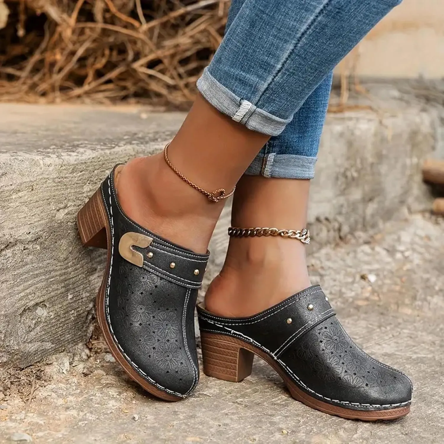 Heels Mules for Women 2025 Hollow Closed Toe Chunky Heels Sandals Comfortable Dressy Backless Sandals Slip On Slippers Party Shoes