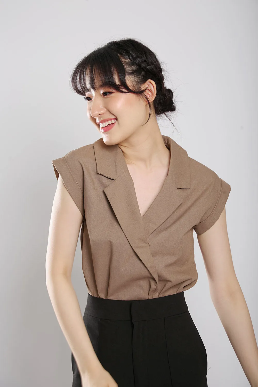 Maryanne Tailored Blouse in Coffee