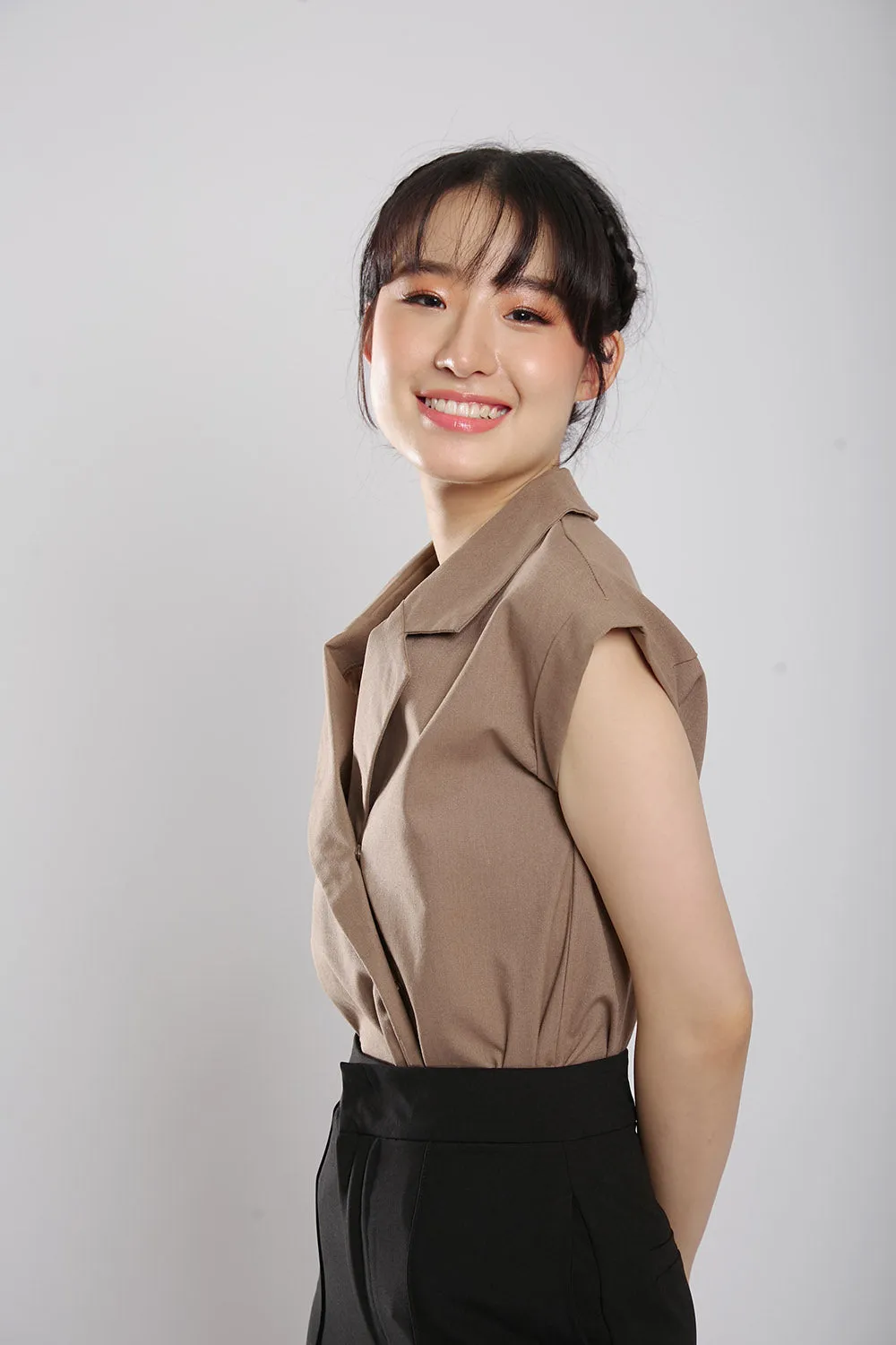 Maryanne Tailored Blouse in Coffee