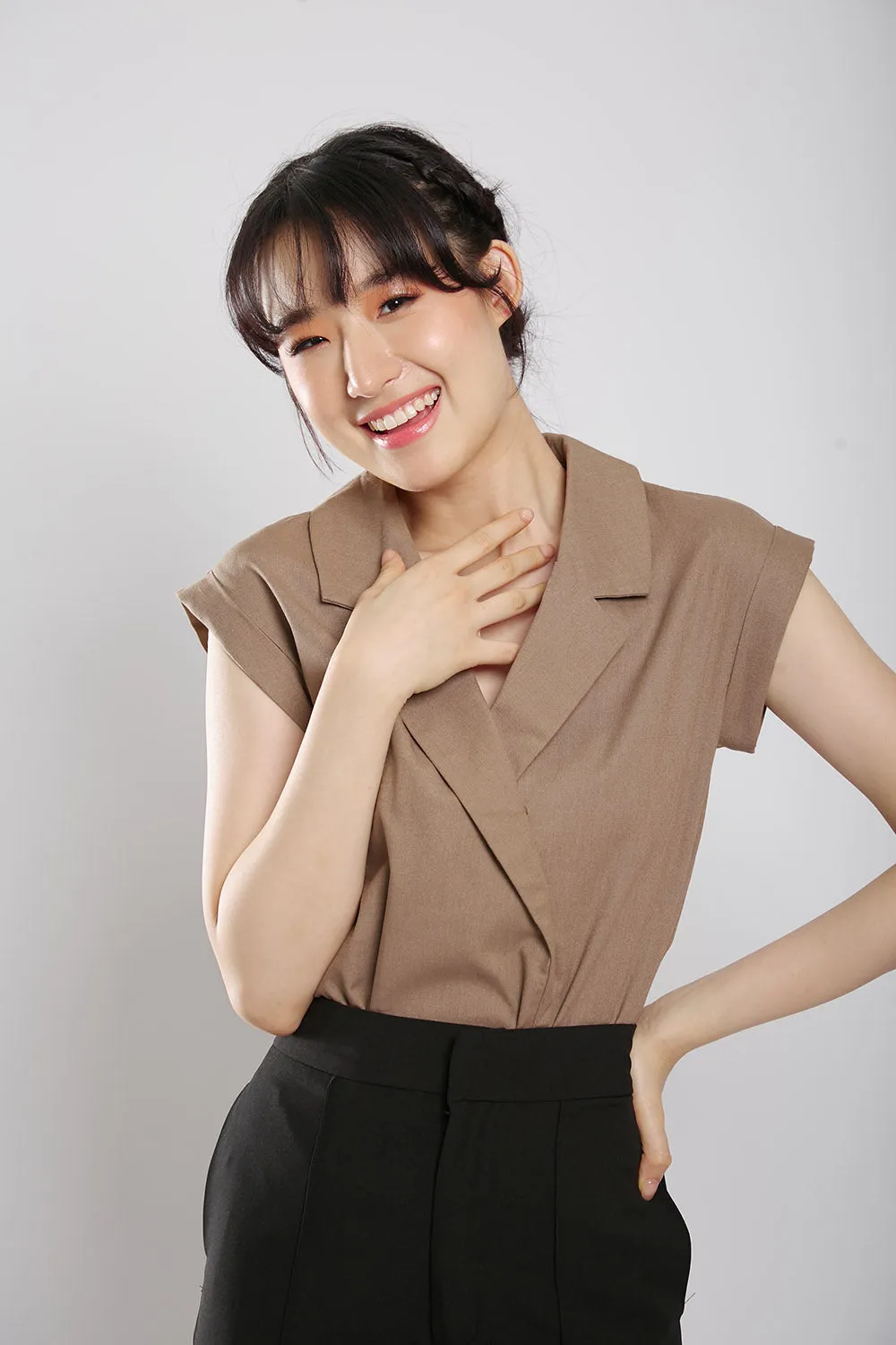 Maryanne Tailored Blouse in Coffee
