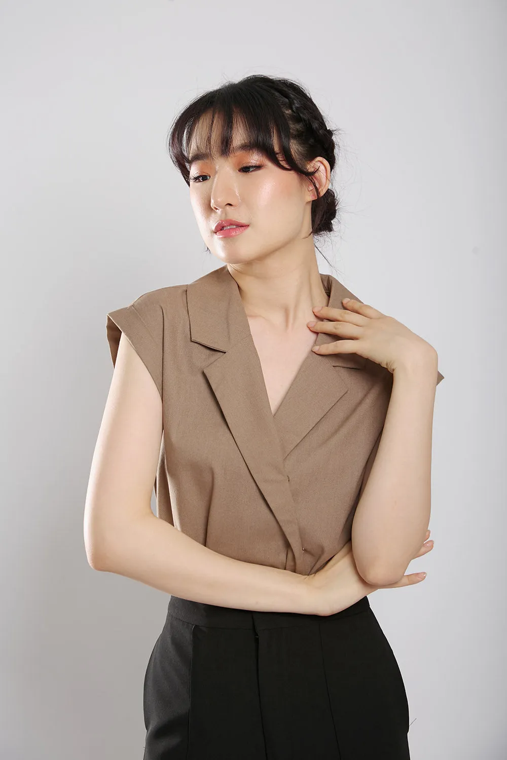 Maryanne Tailored Blouse in Coffee