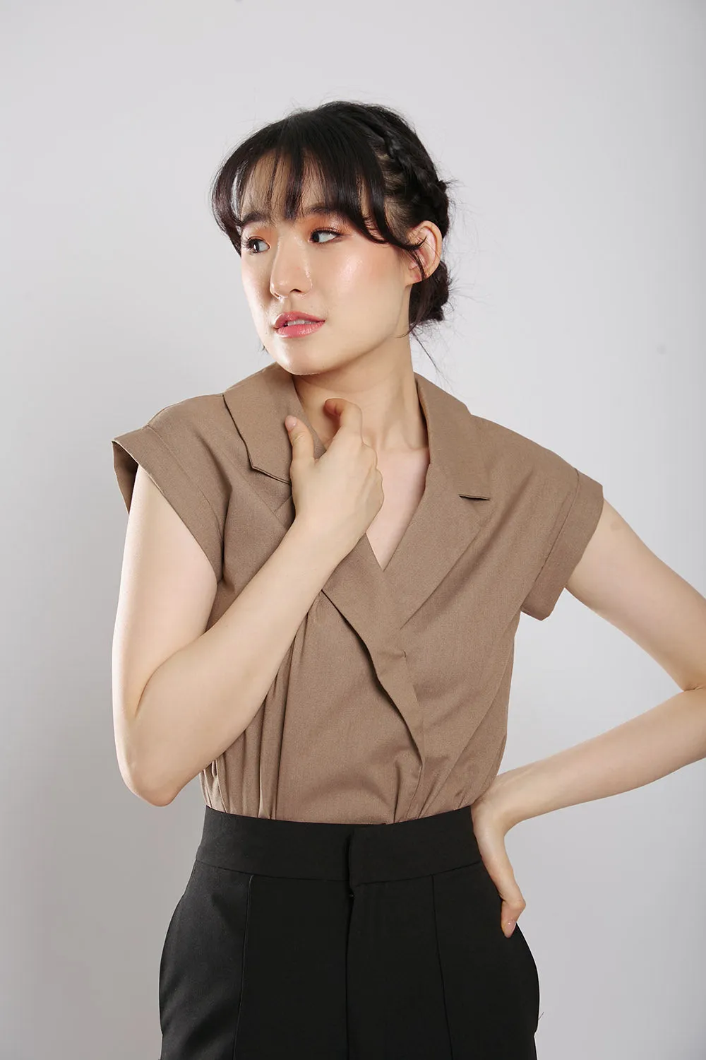 Maryanne Tailored Blouse in Coffee