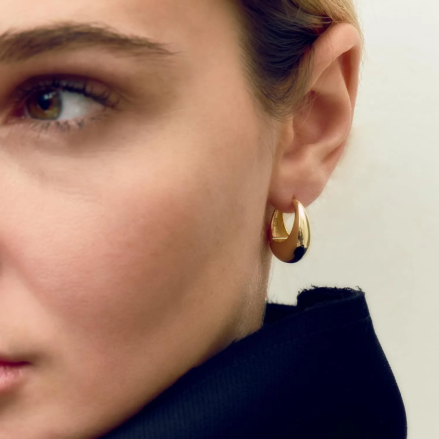 Medium Earrings Huggie Hoops | Medium Hoop Earrings for Women | 18k Gold Vermeil Hoops | Sterling Silver Hoops | New Modern Huggie Hoops | Statement Huggie Hoops | Thick Hoops Earrings