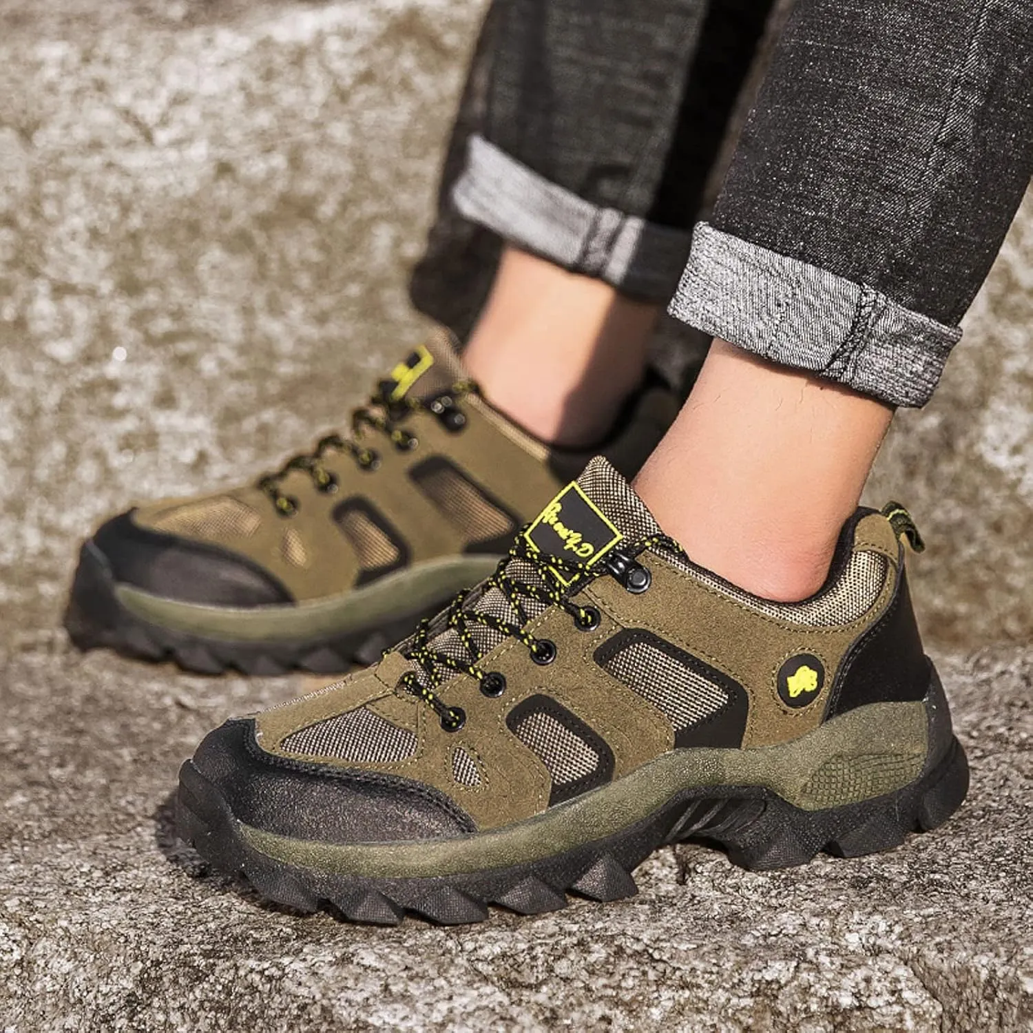 Men Sports Shoes Fashion Summer New Pattern Flat Bottom Thick Sole Slip Breathable Mens Sneaker Shoes