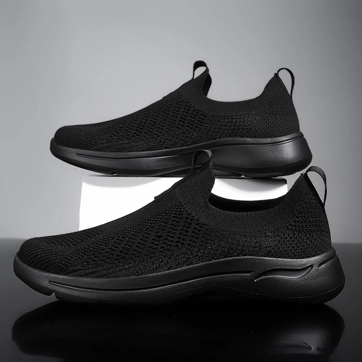 Mens Breathable Slip On Dress Shoes Lightweight Breathable Walking Shoe Gym Tennis Elastic Fly Woven Mesh Shoes