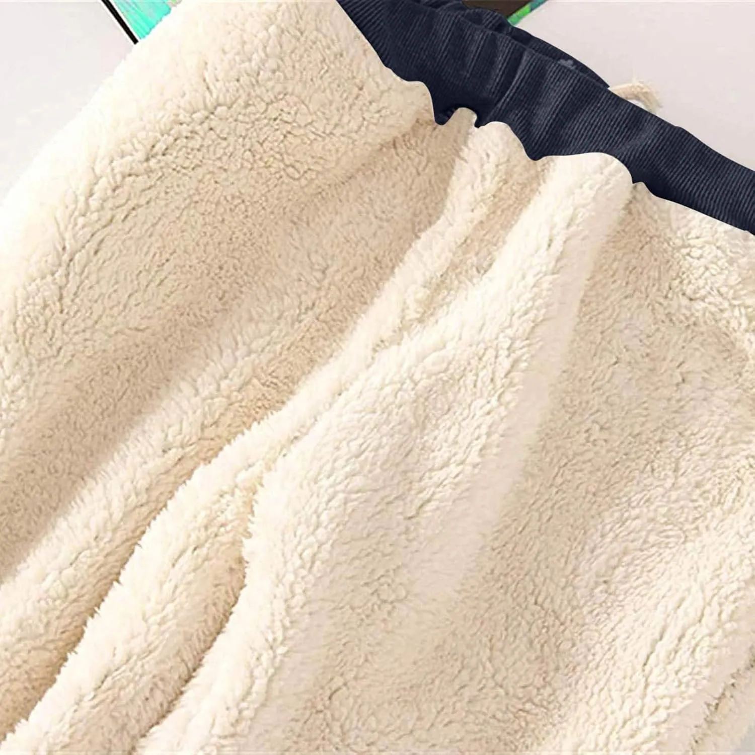 Mens Casual Fleece Pants Relaxed Fit Stretch Waist Warm Sweatpants Plus Size Soft Comfy Winter Lounge Pants with Pockets
