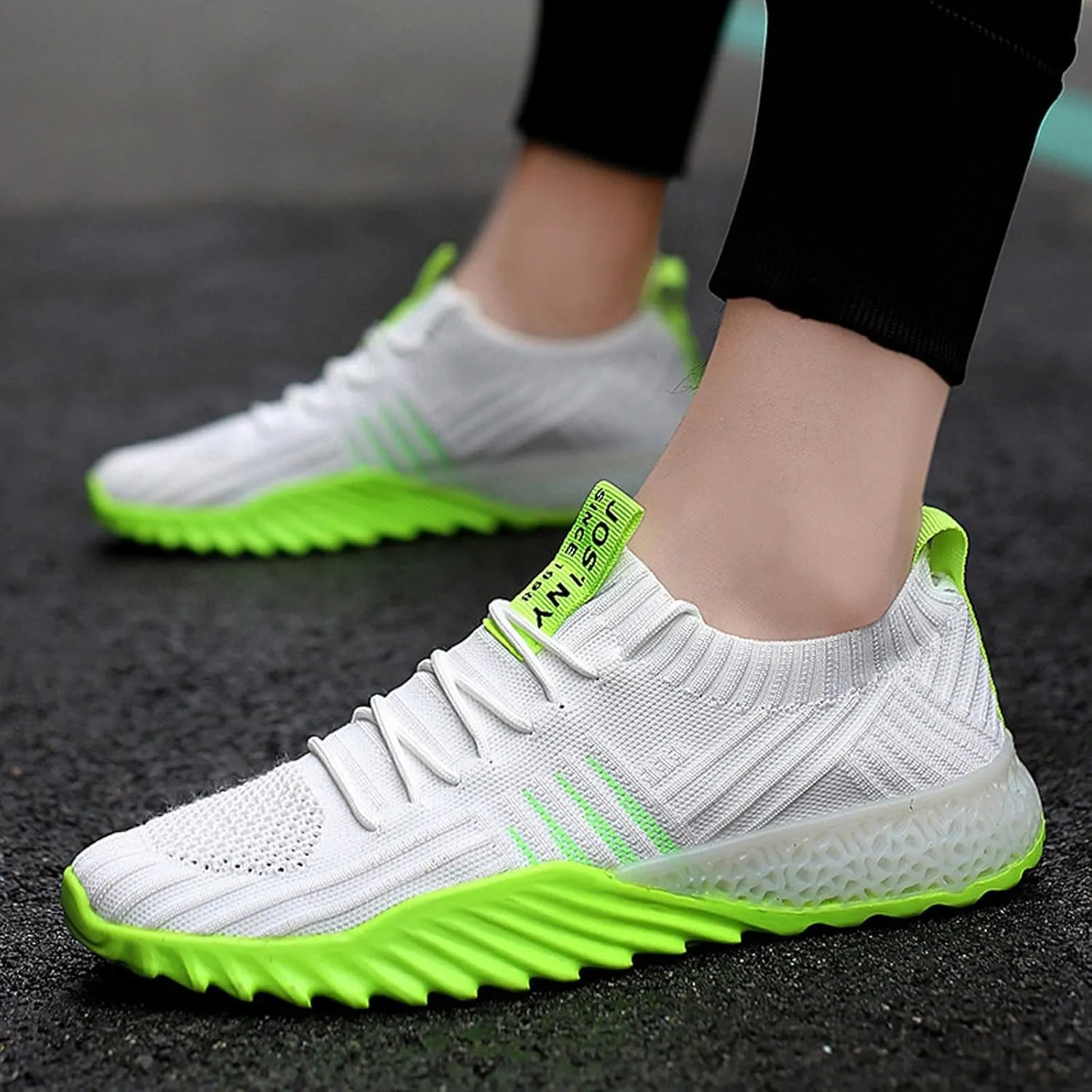 Men's Lightweight Non Slip Barefoot Shoes Athletic Gym Tennis Shoe for Men Casual Soft Flat Soled Walking Shoes