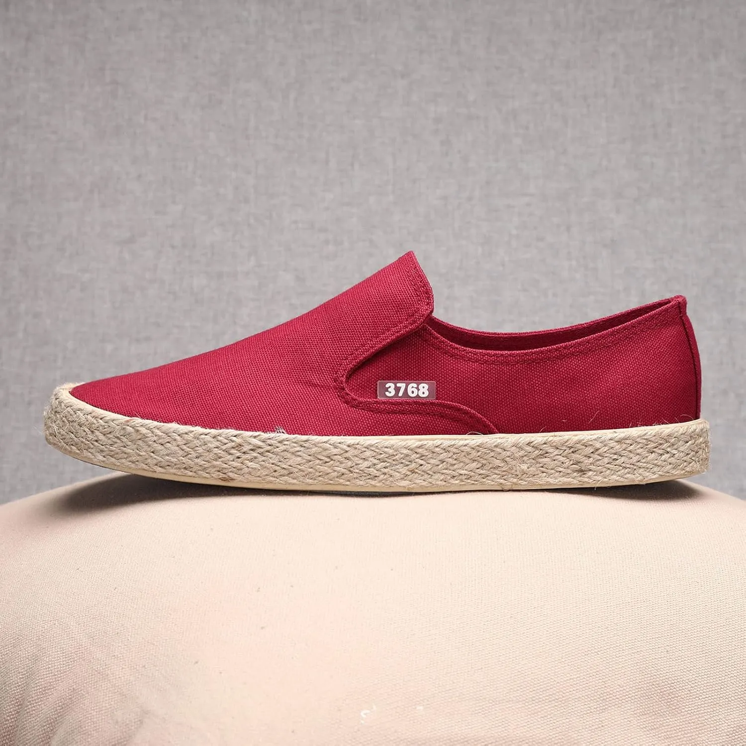 Men's Sneakers Men's Breathable Solid Color Korean Version Trendy Casual Comfortable Lightweight Linen Sole Sneakers