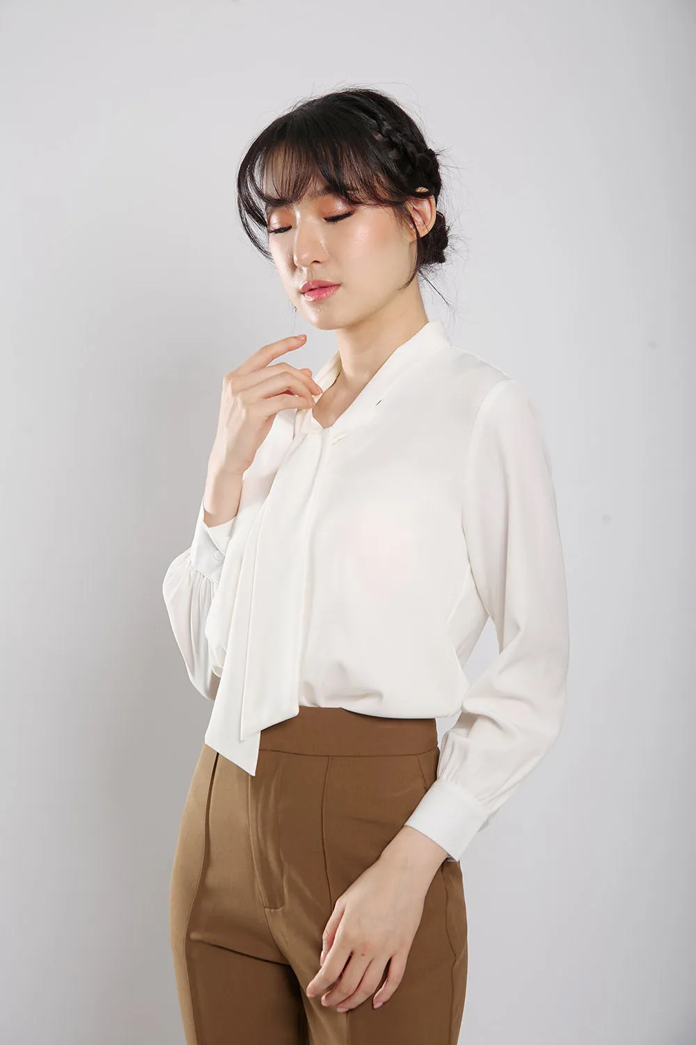 Nadya Blouse in White