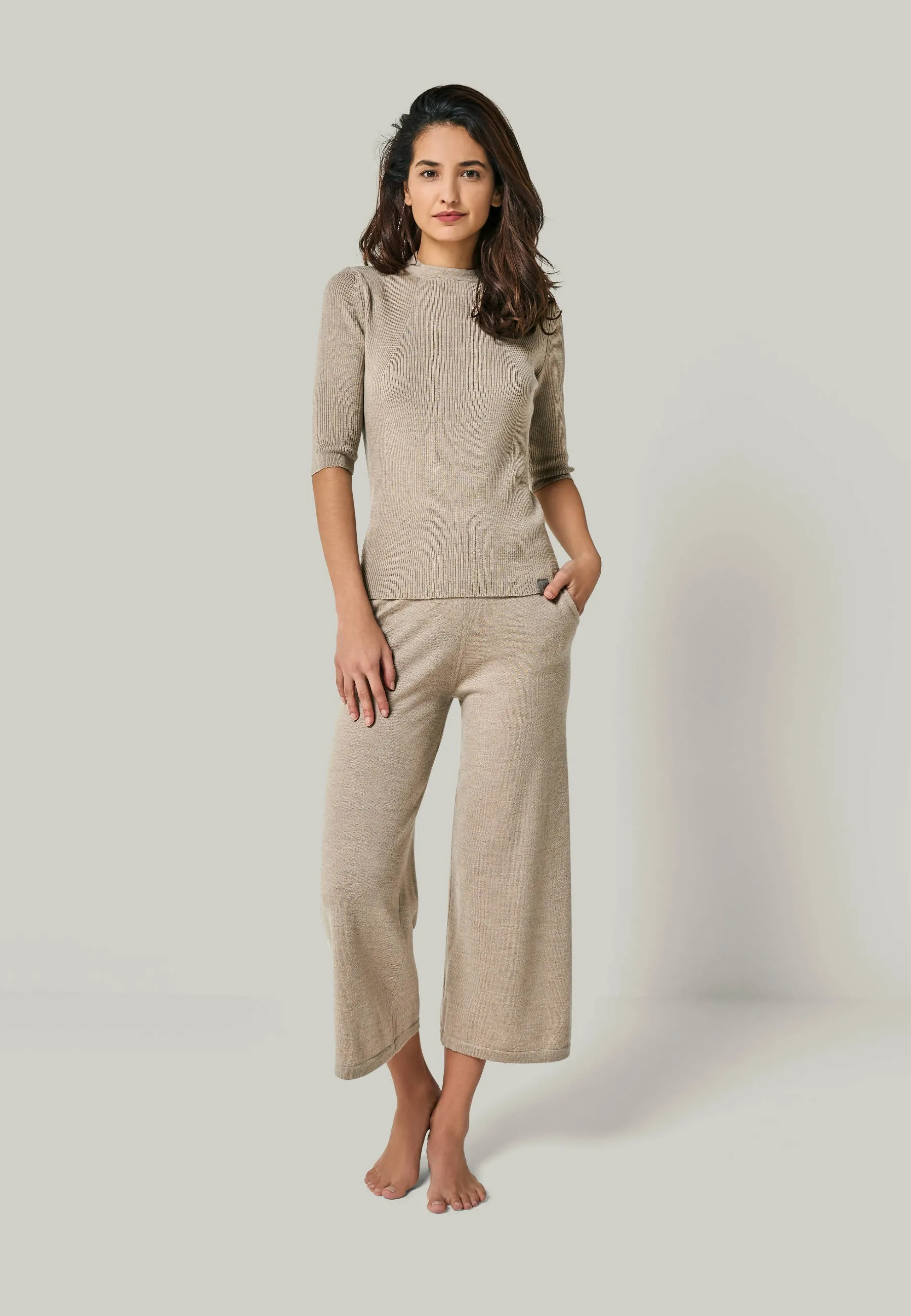 PULLOVER DARIA - Kurzarm Pullover mit Stehkragen