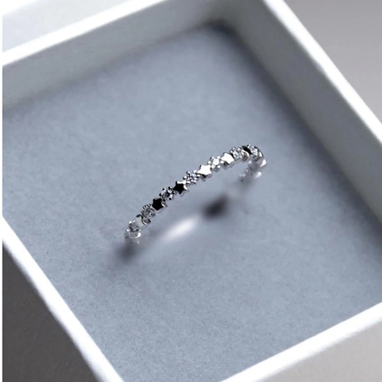 Rings for Women Sterling Silver Set Stackable Wedding Bands Rings Comfortable Lightweight Sparkling Crystal Statement Ring