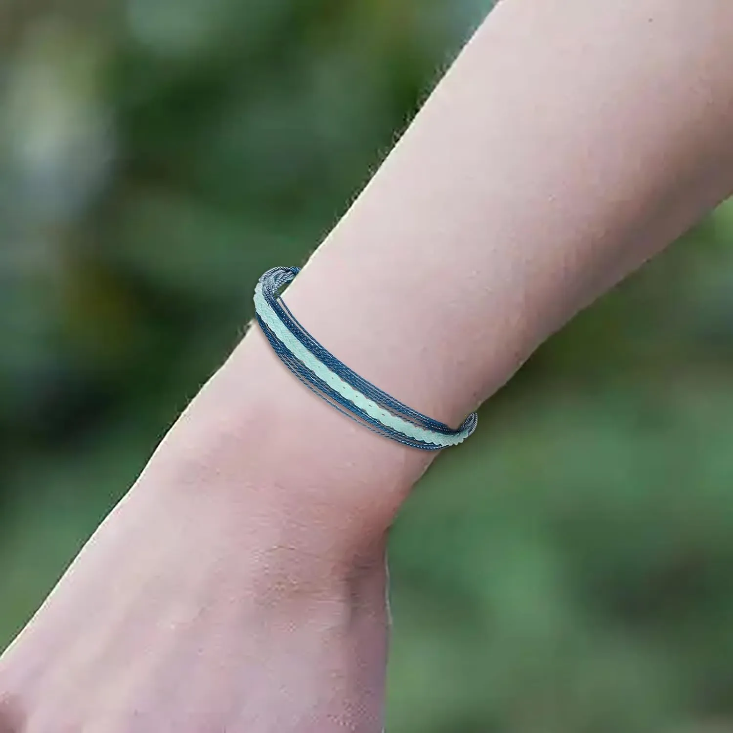 String Wave Bracelets for Women Handmade Colorful Waterproof Adjustable Braided Beach Bracelet Set for Women