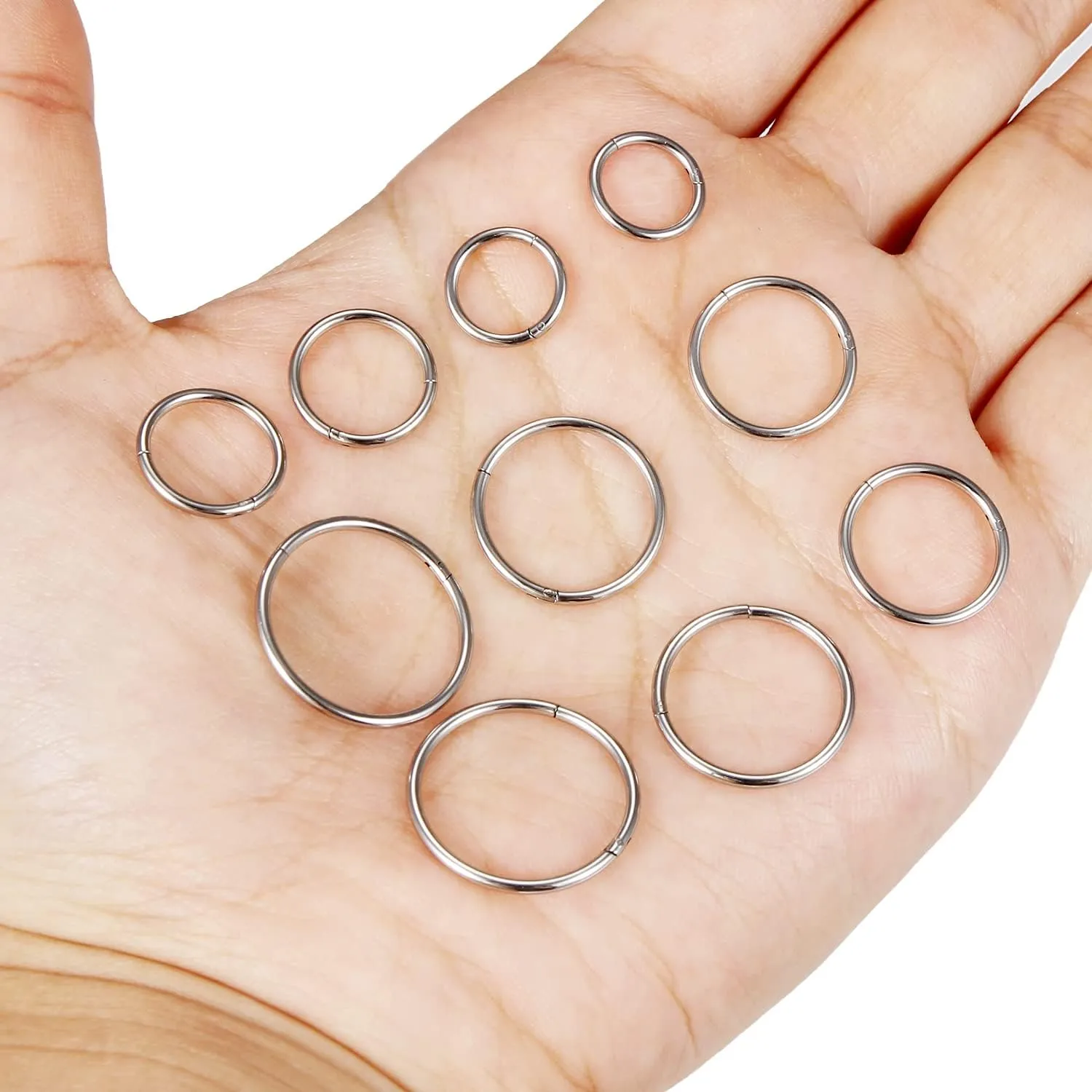 Vsnnsns 14G 16G Septum Nose Rings Hoops Lip Ring Piercing Jewelry 316L Surgical Steel Hinged Segment Clicker Cartilage Tragus Helix Conch Rook Daith Lobe Earrings Hoops Piercing Jewelry for Women Men