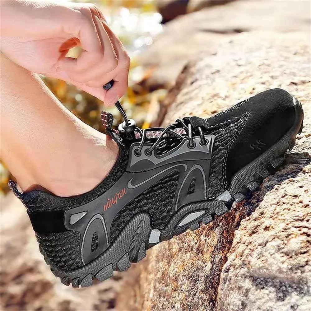 Water Shoes Men Quick Dry Barefoot Aqua Swim River Shoes for Pool Beach Hiking Walking Shoes