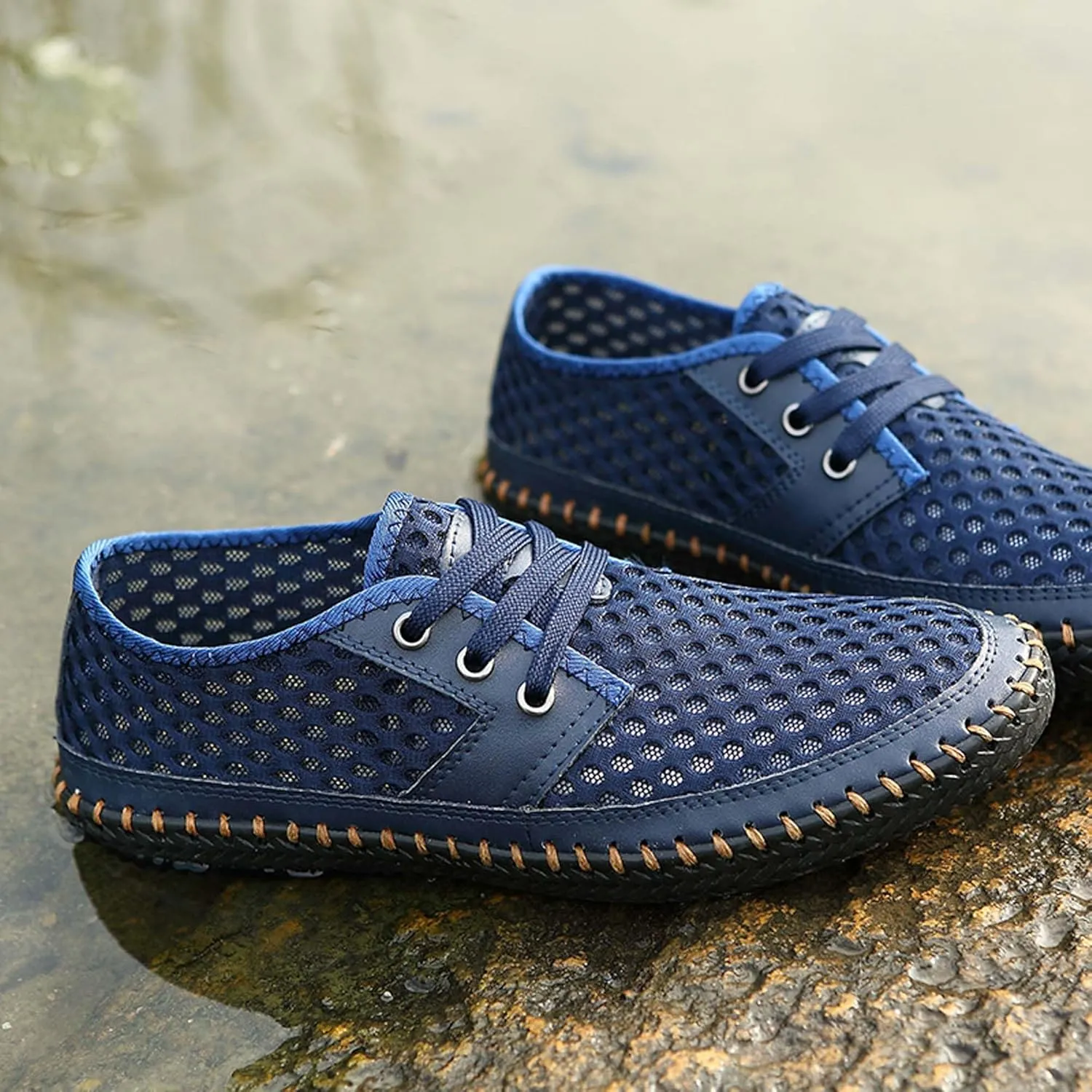 Water Shoes Men's Hiking Shoes Breathable Quick Drying Beach Shoes Travel Camping Adventure Off-Road Sneakers Non-Slip Barefoot Water Sneakers Lightweight Walking Sandals