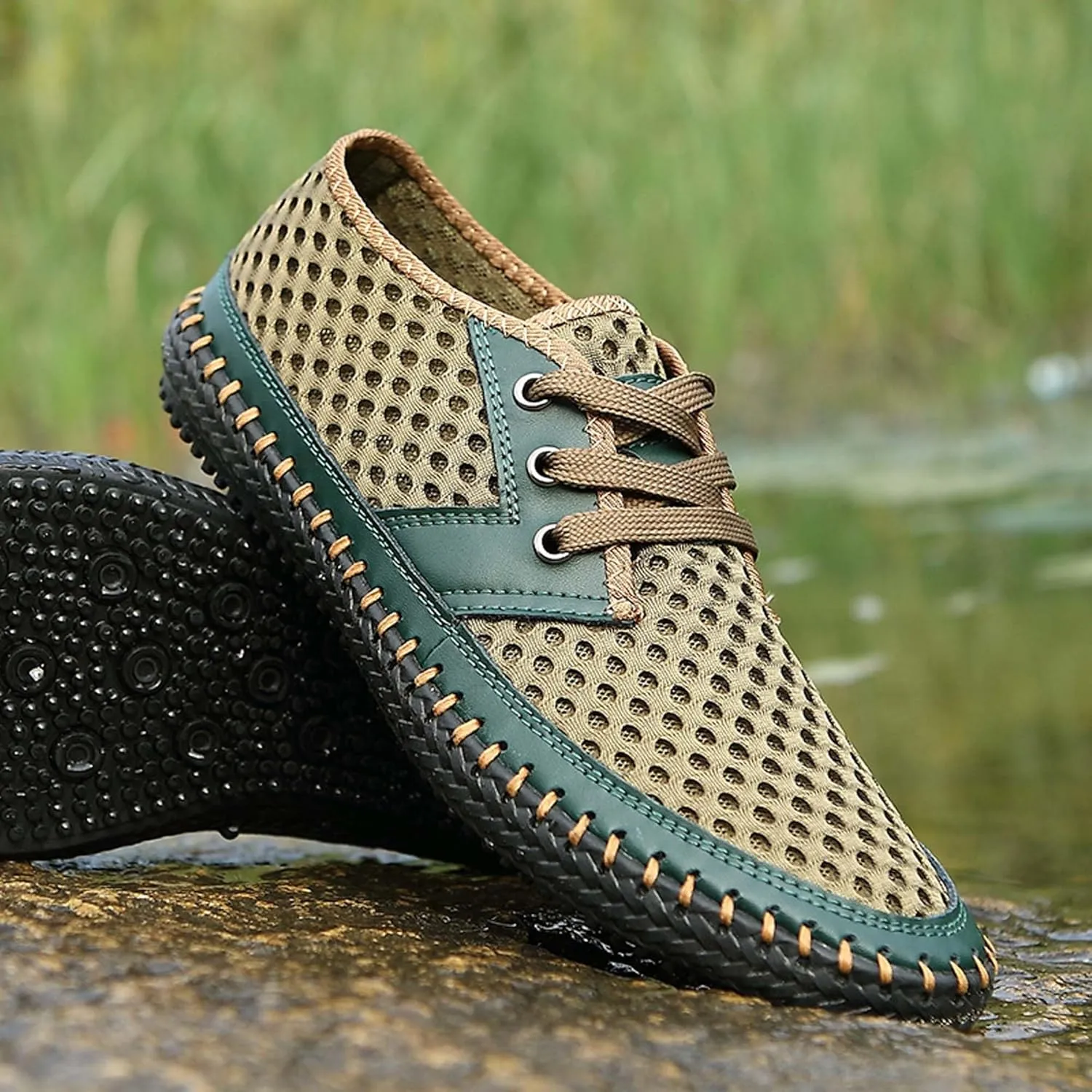 Water Shoes Men's Hiking Shoes Breathable Quick Drying Beach Shoes Travel Camping Adventure Off-Road Sneakers Non-Slip Barefoot Water Sneakers Lightweight Walking Sandals