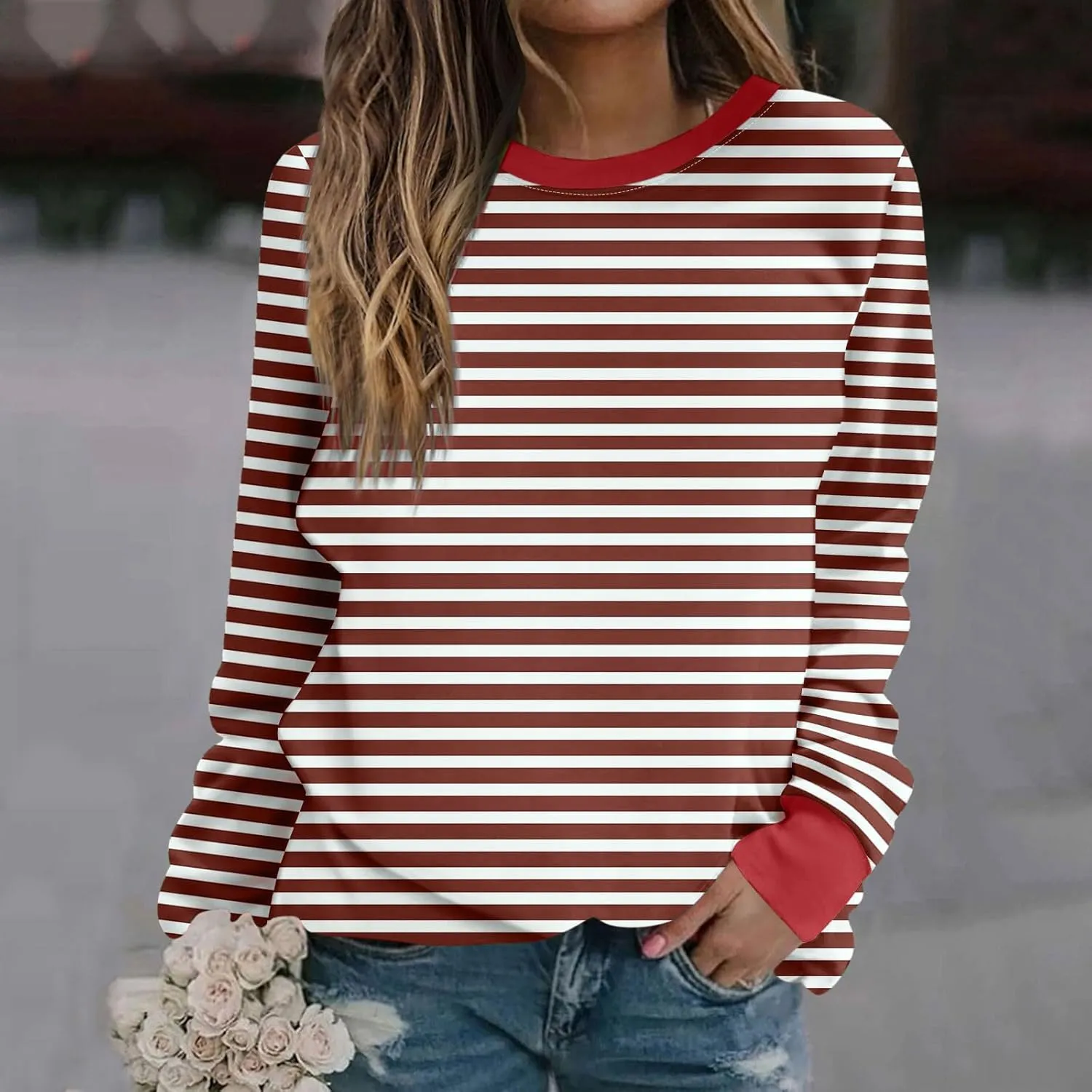 Women Striped Crewneck Sweatshirts Trendy 2024 Pullover Tops Long Sleeve Preppy Shirts Fall Fashion Clothing